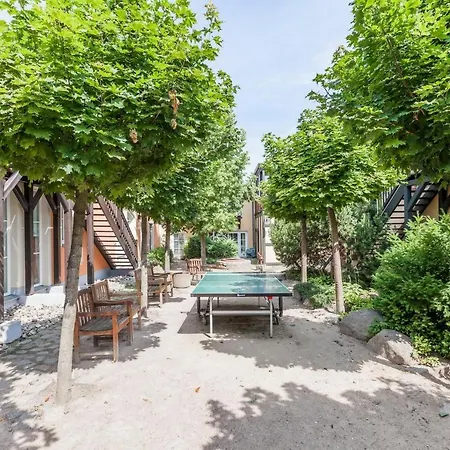 Auf Den Hoefen 12 Апартаменты *