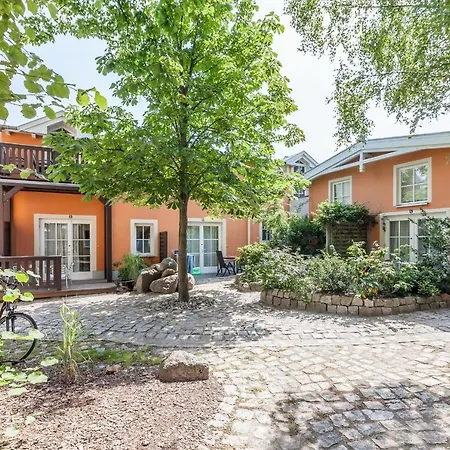 Auf Den Hoefen 12 Апартаменты